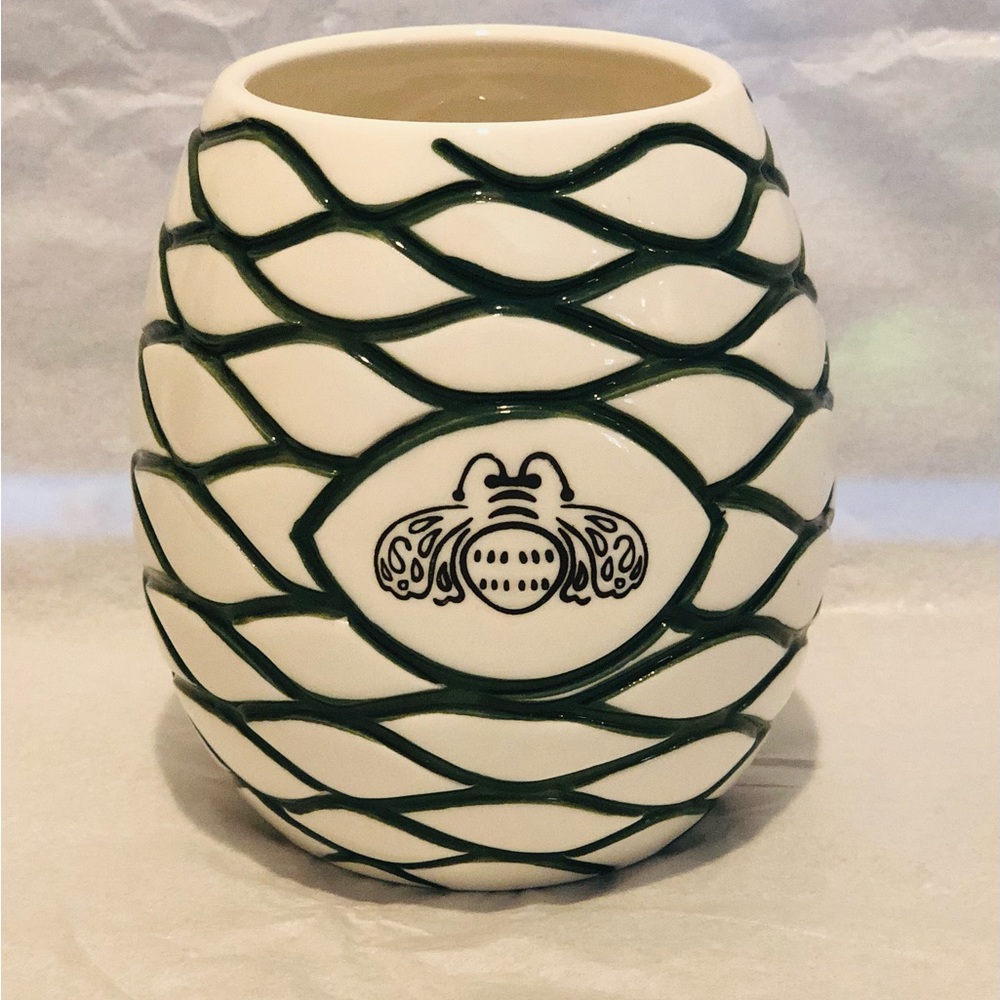 Tiki Mug Patrón Tequila Agave Bee Mug Green White Piña Cup Ceramic Green White